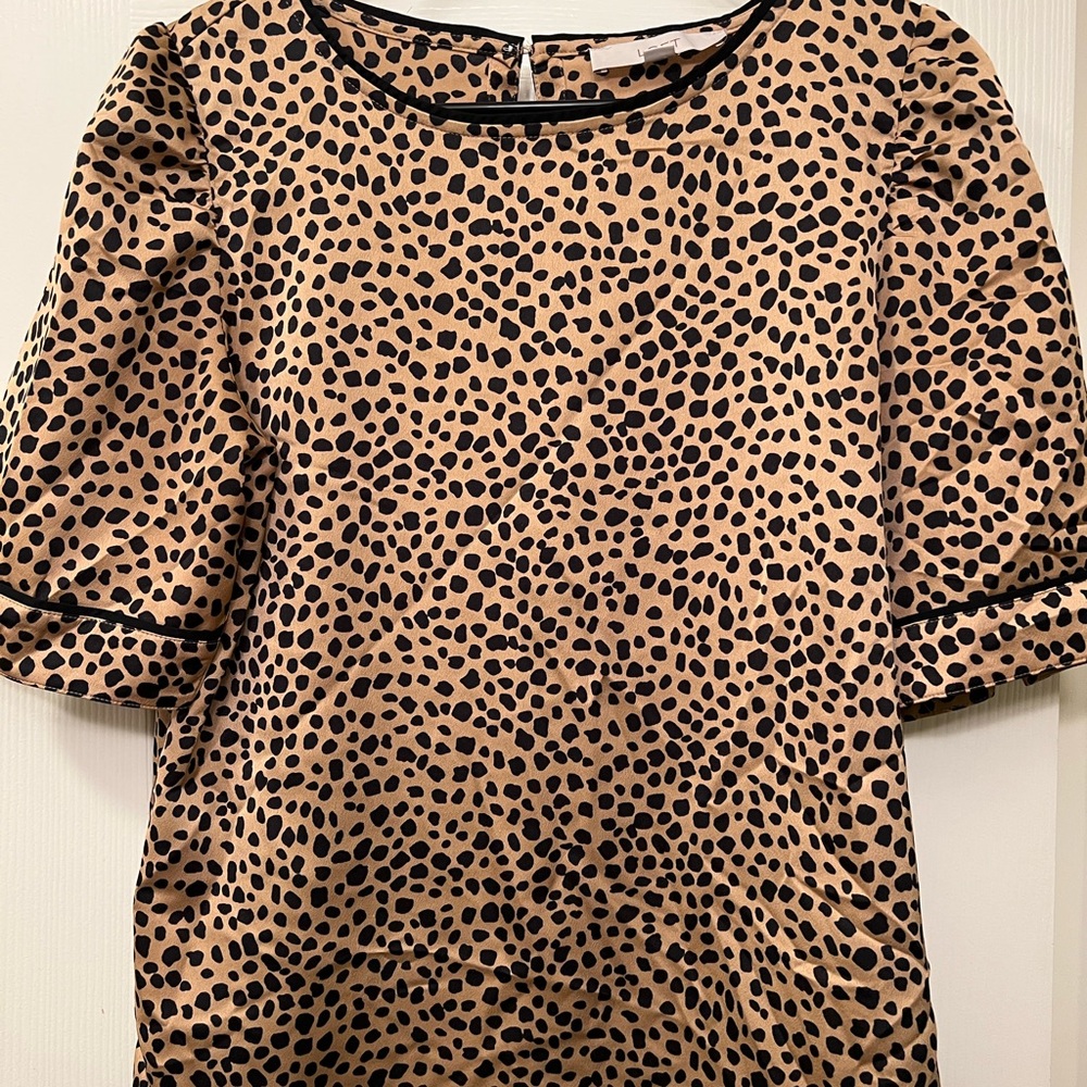 Adorable LOFT Cheetah print Blouse